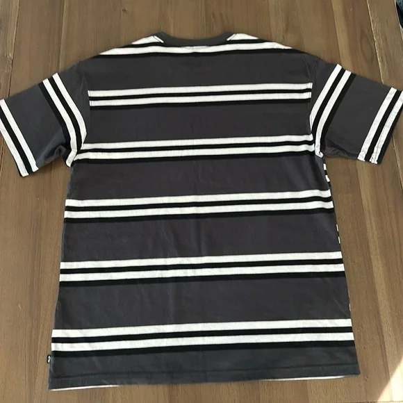 Men’s Nike SB loose fit shirt size medium - Picture 6 of 9